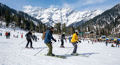 Skiing at Solang Valley in Manali